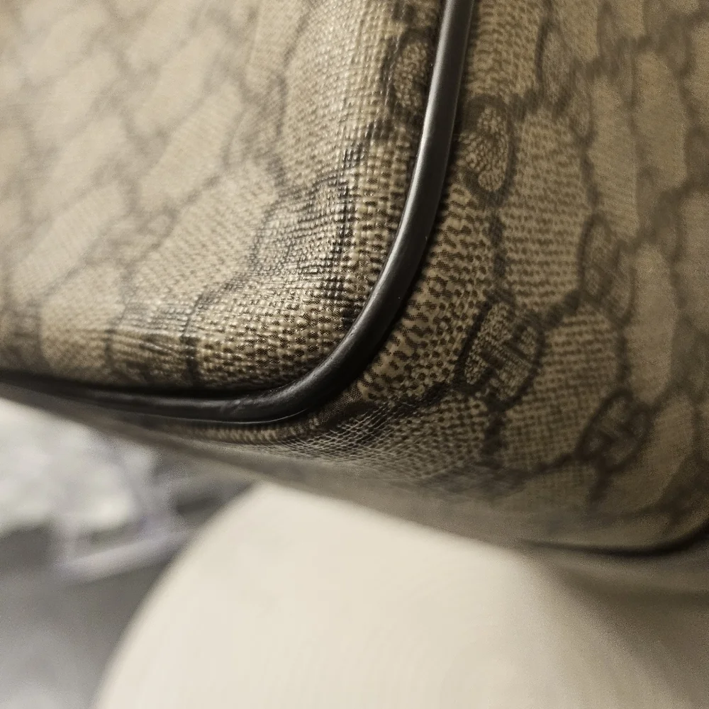 👜 Gucci GG Supreme Boston Satchel - Picture 7 of 15